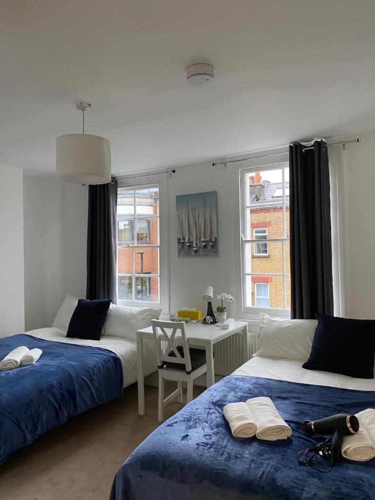 Comfy Private In Camden Town, Gazde/Camere de închiriat *