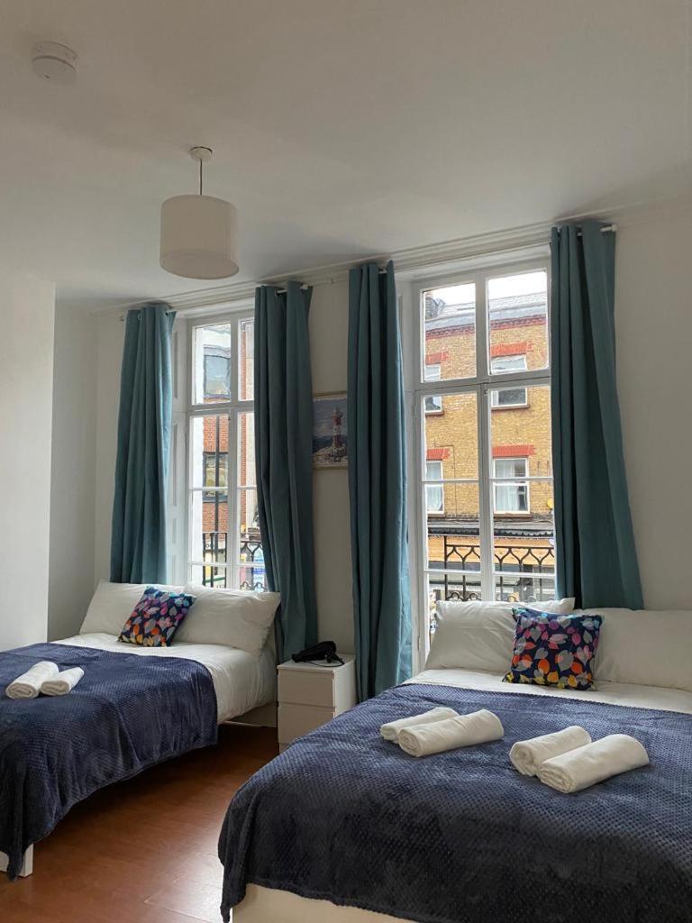Gazde/Camere de închiriat Comfy Private In Camden Town, Londra